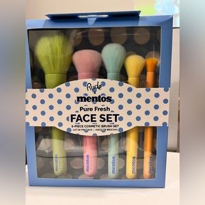 Rude x  Mentos Pure Fresh FACE SET 5 Piece Cosmetic Brush Set